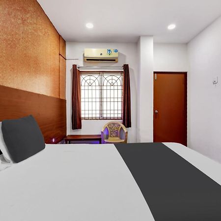 Hotel O Gangothri Lodge วิสาขปัตนัม ภายนอก รูปภาพ