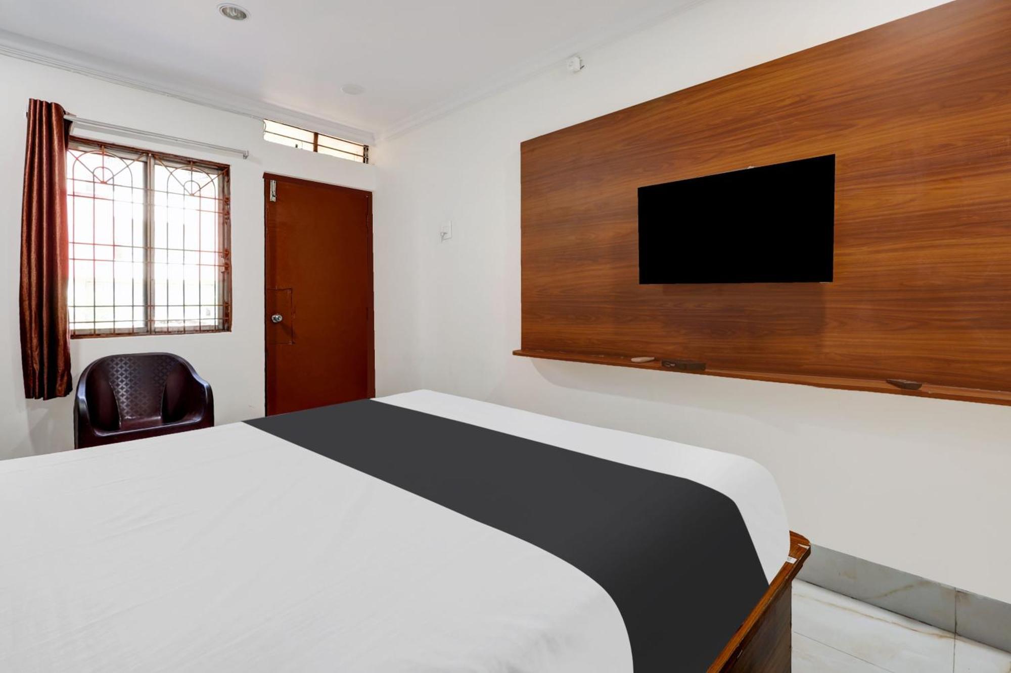 Hotel O Gangothri Lodge วิสาขปัตนัม ภายนอก รูปภาพ